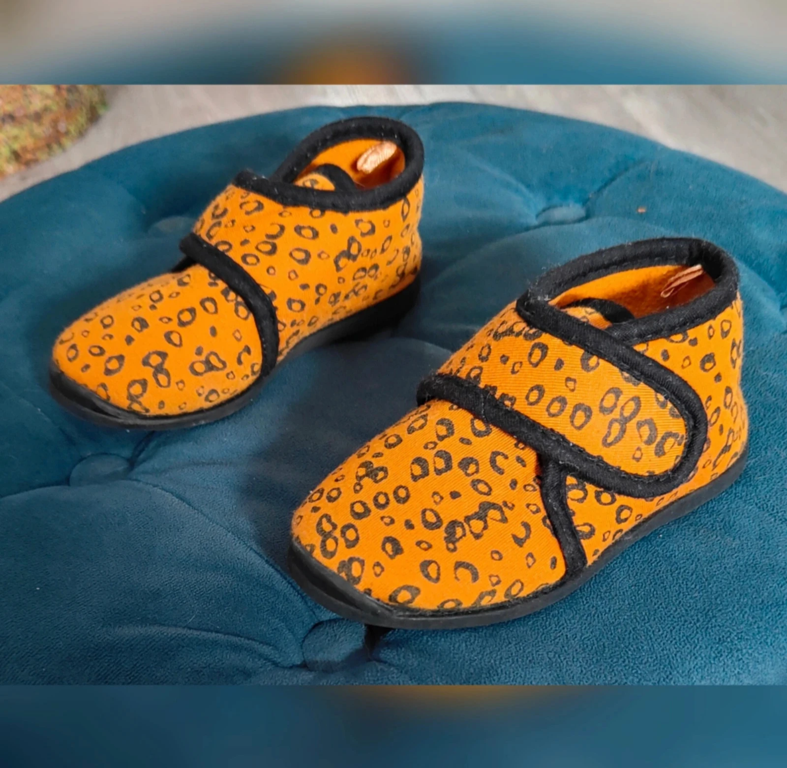 Orange brown children's slippers with leopard print size 22/23 Hema – photo 3